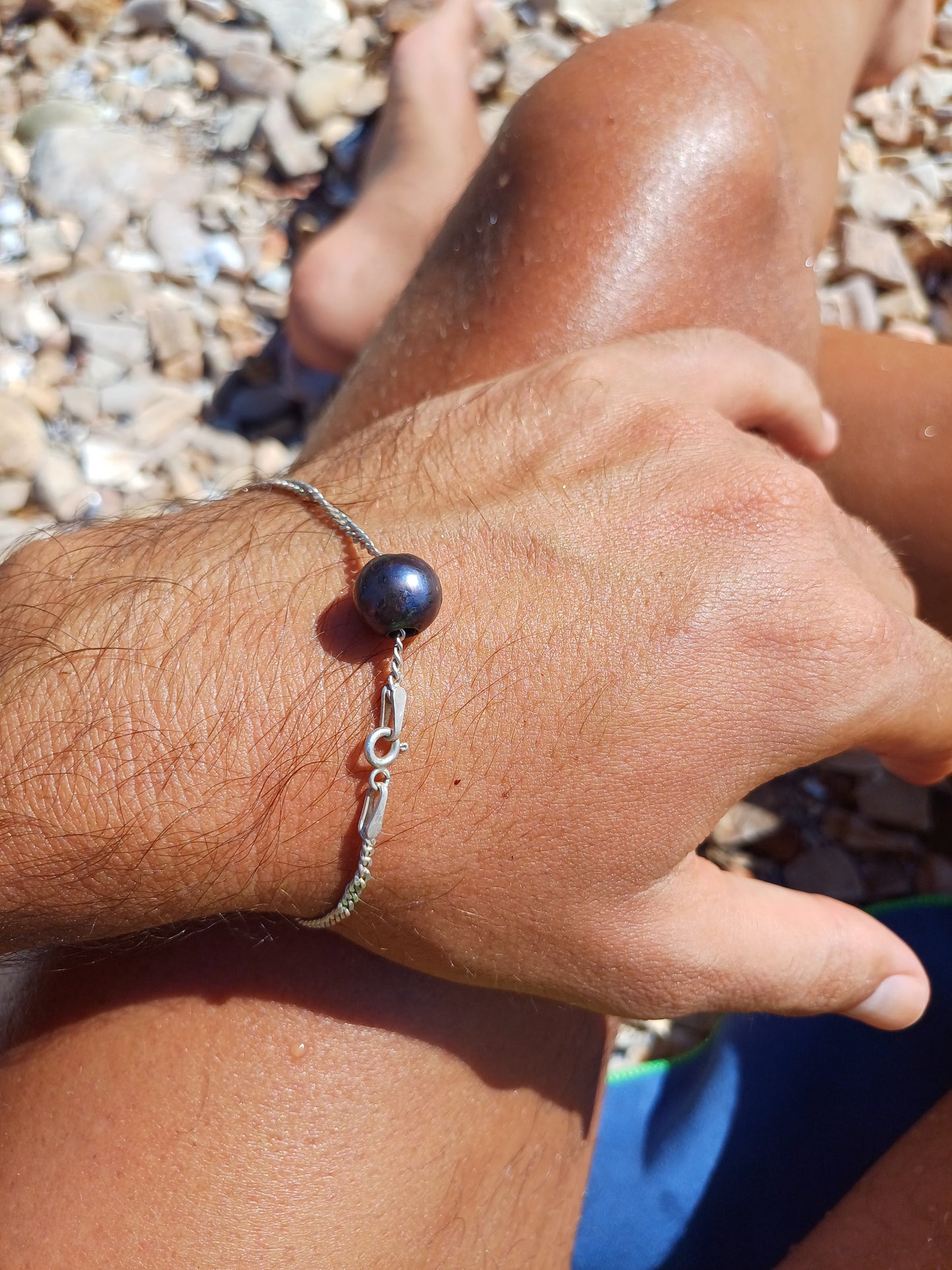 Asha 925 Silver chain bracelet with pink or black pearls